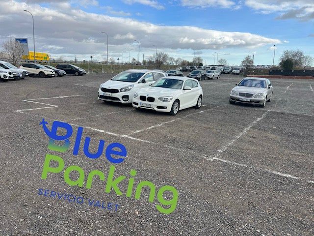 Blue Parking Meet & Greet - lotnisko Madryt-Barajas (MAD) - zdjęcie parkingu