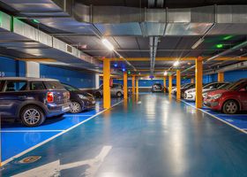 Zdjęcie parkingu Axor Hoteles Parking - lotnisko Madryt-Barajas (MAD) przy lotnisku