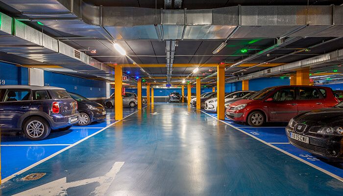 Axor Hoteles Parking - lotnisko Madryt-Barajas (MAD) - zdjęcie parkingu