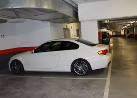 Zdjęcie parkingu Hotel Maydrit Aeropuerto Barajas - lotnisko Madryt-Barajas (MAD) przy lotnisku